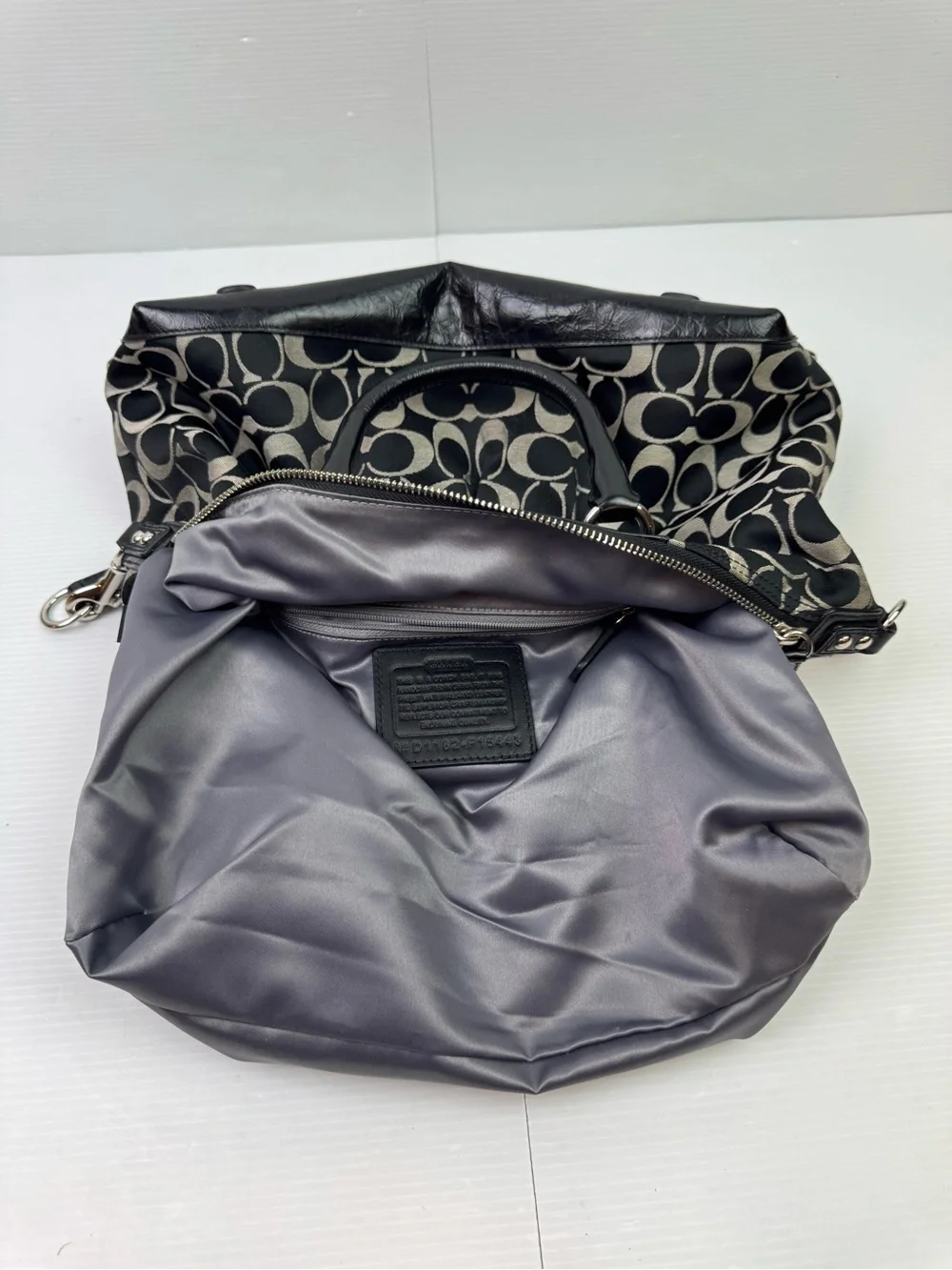 Coach F15443 Black Signature C Sateen Patent Leather Satchel Shoulder Handbag Ba